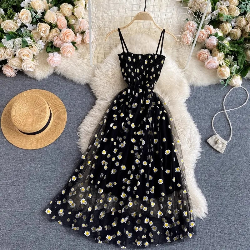 Spring Floral Dress with Daisies